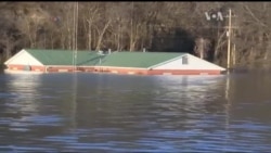 Міссурі та Іллінойс потерпають від повені. Відео