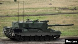 تانک لئوپارد. آرشیو