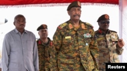 د سودان د پوځ لوی درستیز ویلي چې مصر ته خپل یو پلاوی د سولې خبرو لپاره استوي. 