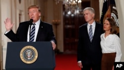 Rais Trump wakati akimtangaza mteule wake Jaji Neil Gorsuch kujaza nafasi Mahakama Kuu .