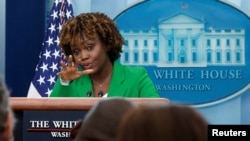 白宫新闻秘书卡琳·让-皮埃尔2022年10月19日在白宫主持例行新闻发布会。（路透社）