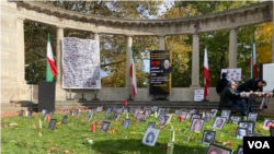 تجمع ایرانیان مقابل دانشگاه اوبرلین در ایالت اوهایو