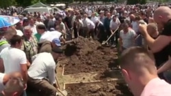 Srebrenica: Komemoracija i sahrana 33 žrtve genocida
