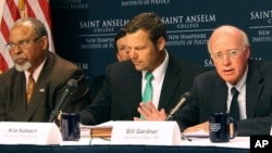 New Hampshire Secretary of State Bill Gardner, right, introduces one of the speakers at a meeting of the Presidential Advisory Commission on Election Integrity, Sept. 12, 2017 in Manchester, NH.