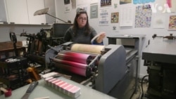 Американка перетворила пристрасть до типографського друку на успішний бізнес – секрет успіху. Відео