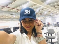 Emely Marcano redactora El Nacional en la redacción en Caracas. Fecha sin determinar.