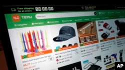 资料照片：在纽约看到的Temu网页。(2023年6月23日)