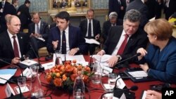 Daga hannun dama Vladimir Putin shugaban Rasha da wasu shugabannin