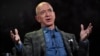 ARHIVA - Osnivač i izvršni direktor Amazona Džef Bezos (Foto: AFP/Mark Ralston)
