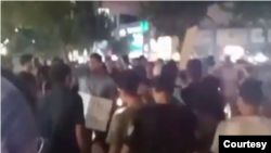 گسترش اعتراضات در استان‌های تهران و البرز